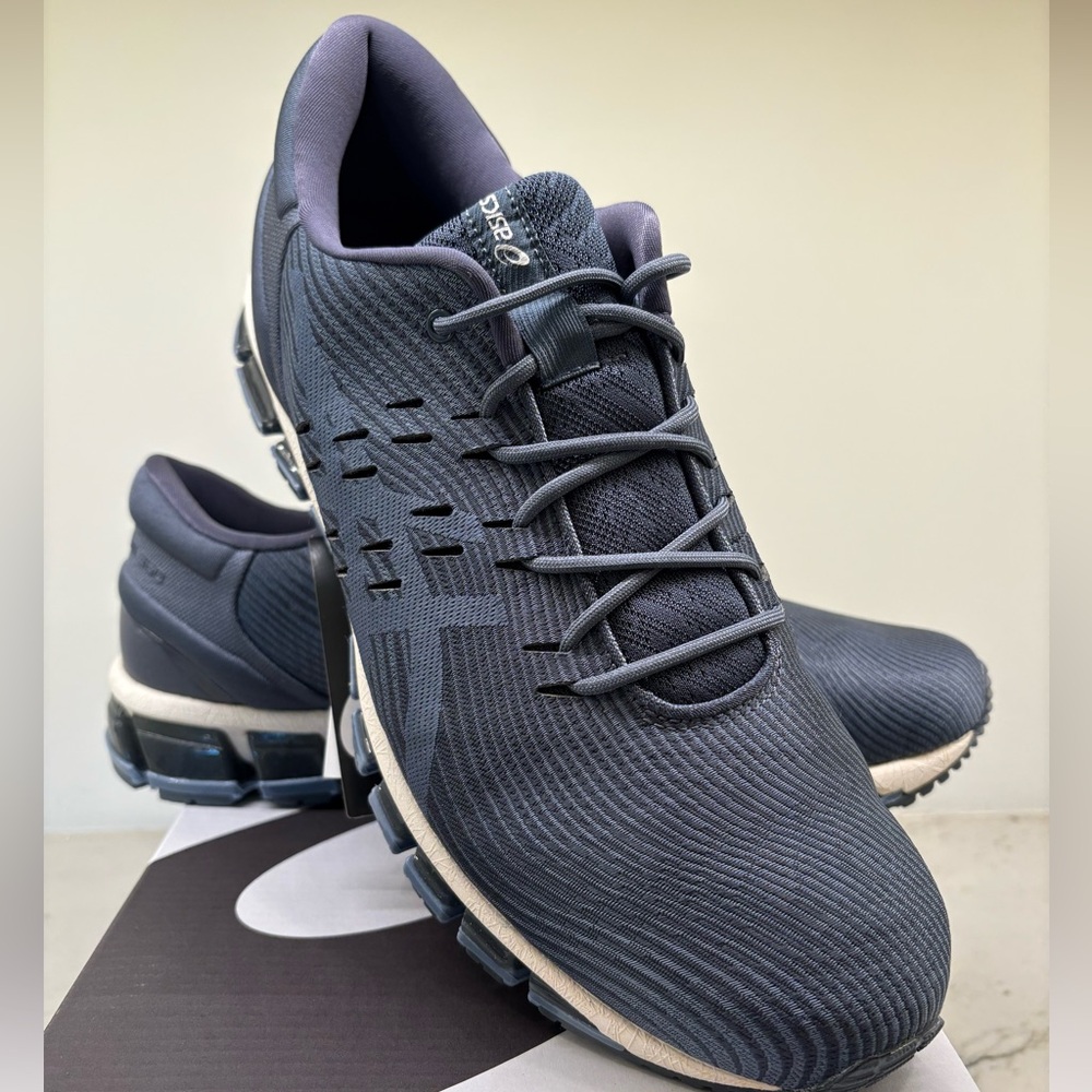 Brand new ASICS gel Quantum 360 4